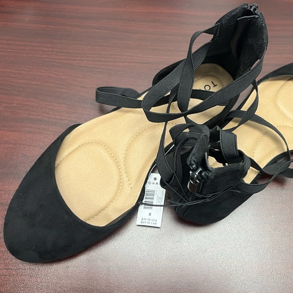 Torrid Faux Suede Strappy Flat Size 8W NWT - Picture 4 of 7